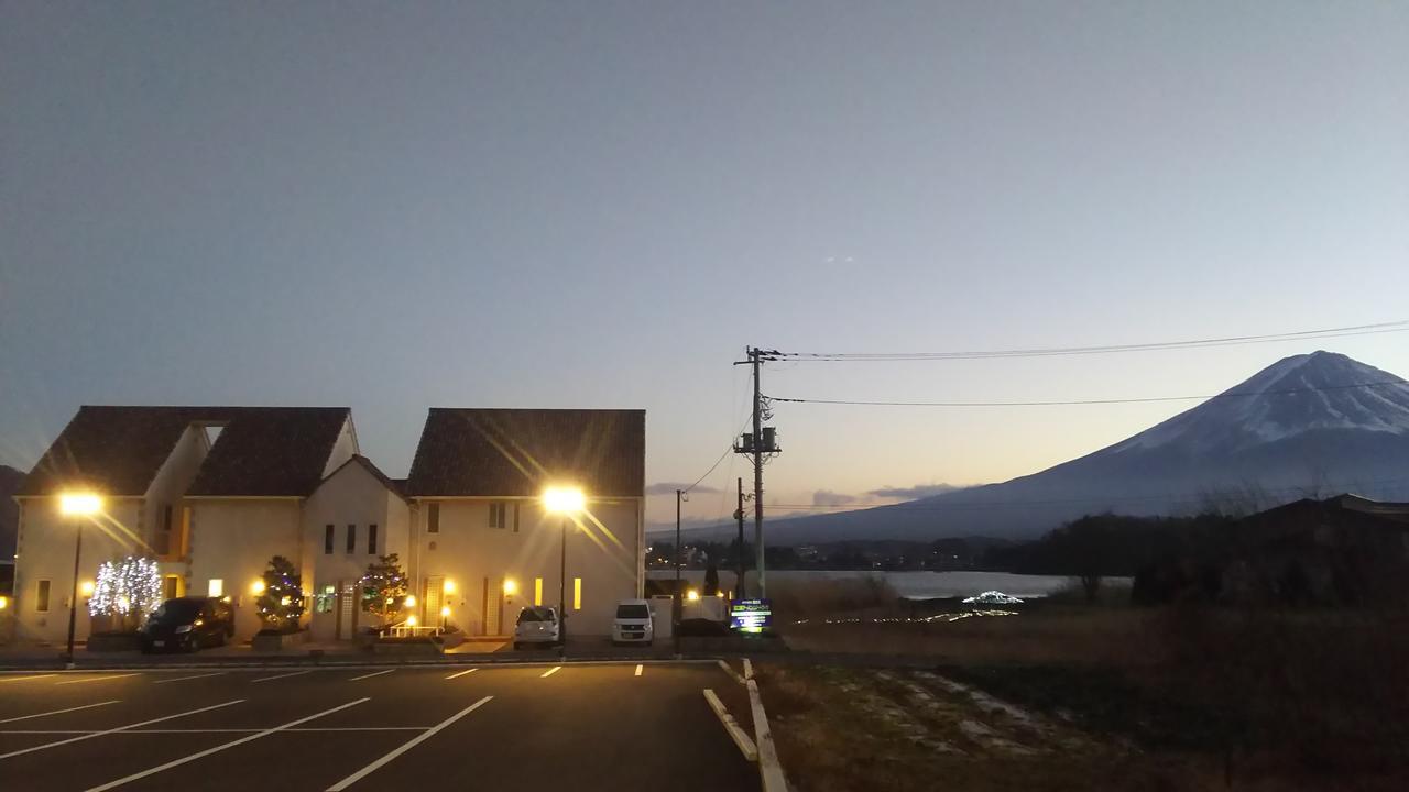 Kawaguchiko Urban Resort Villa Fujikawaguchiko Bagian luar foto