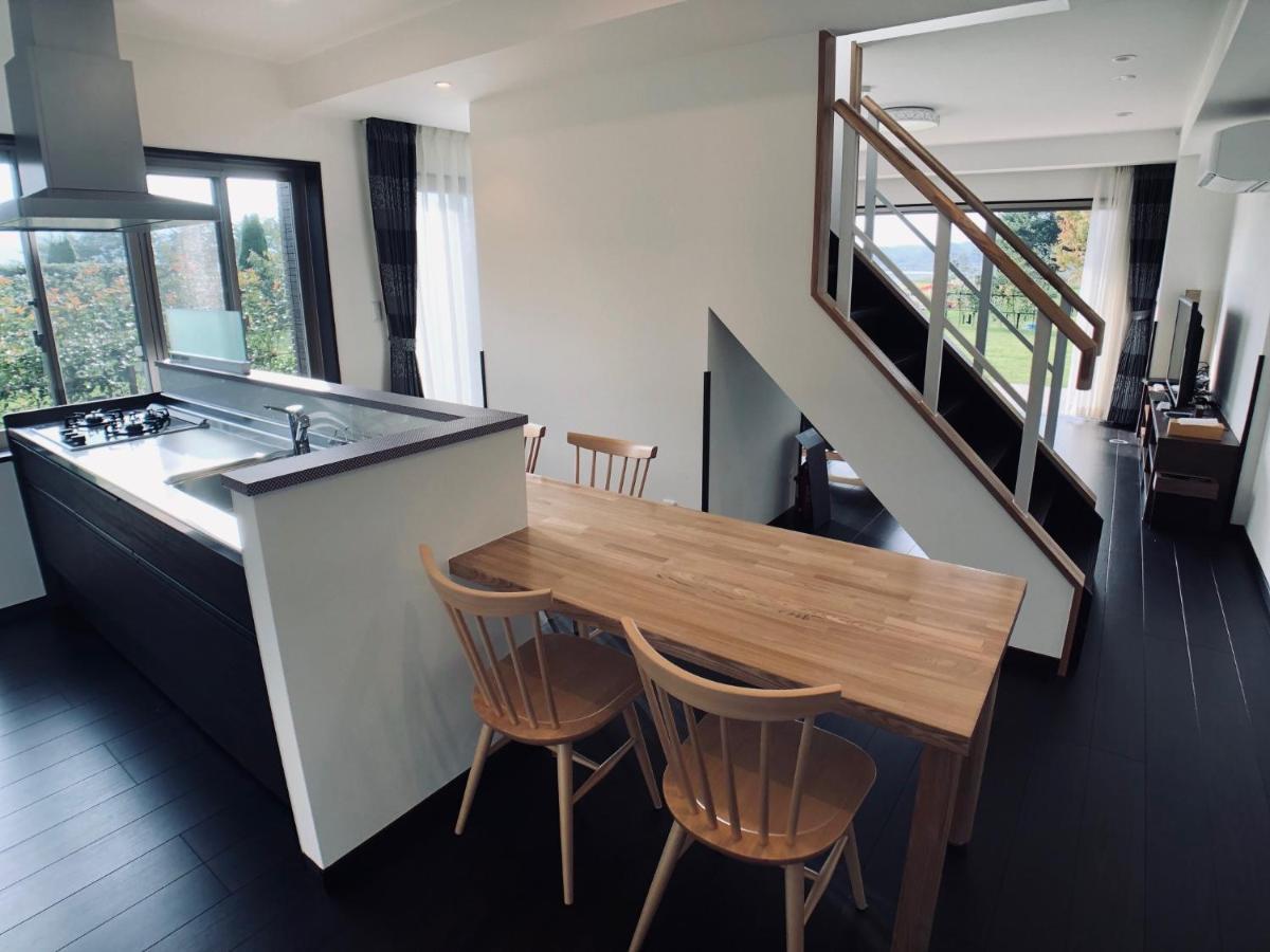 Kawaguchiko Urban Resort Villa Fujikawaguchiko Bagian luar foto