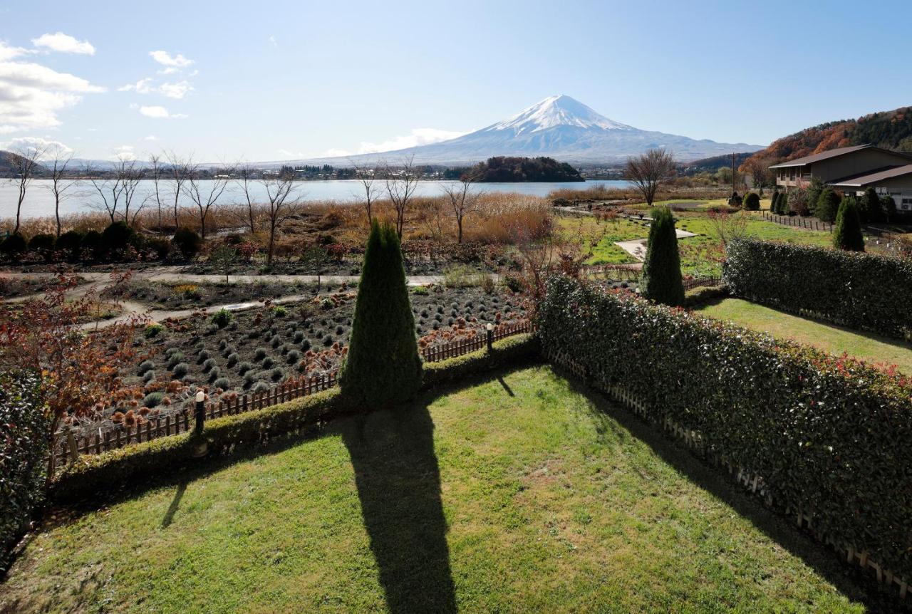 Kawaguchiko Urban Resort Villa Fujikawaguchiko Bagian luar foto