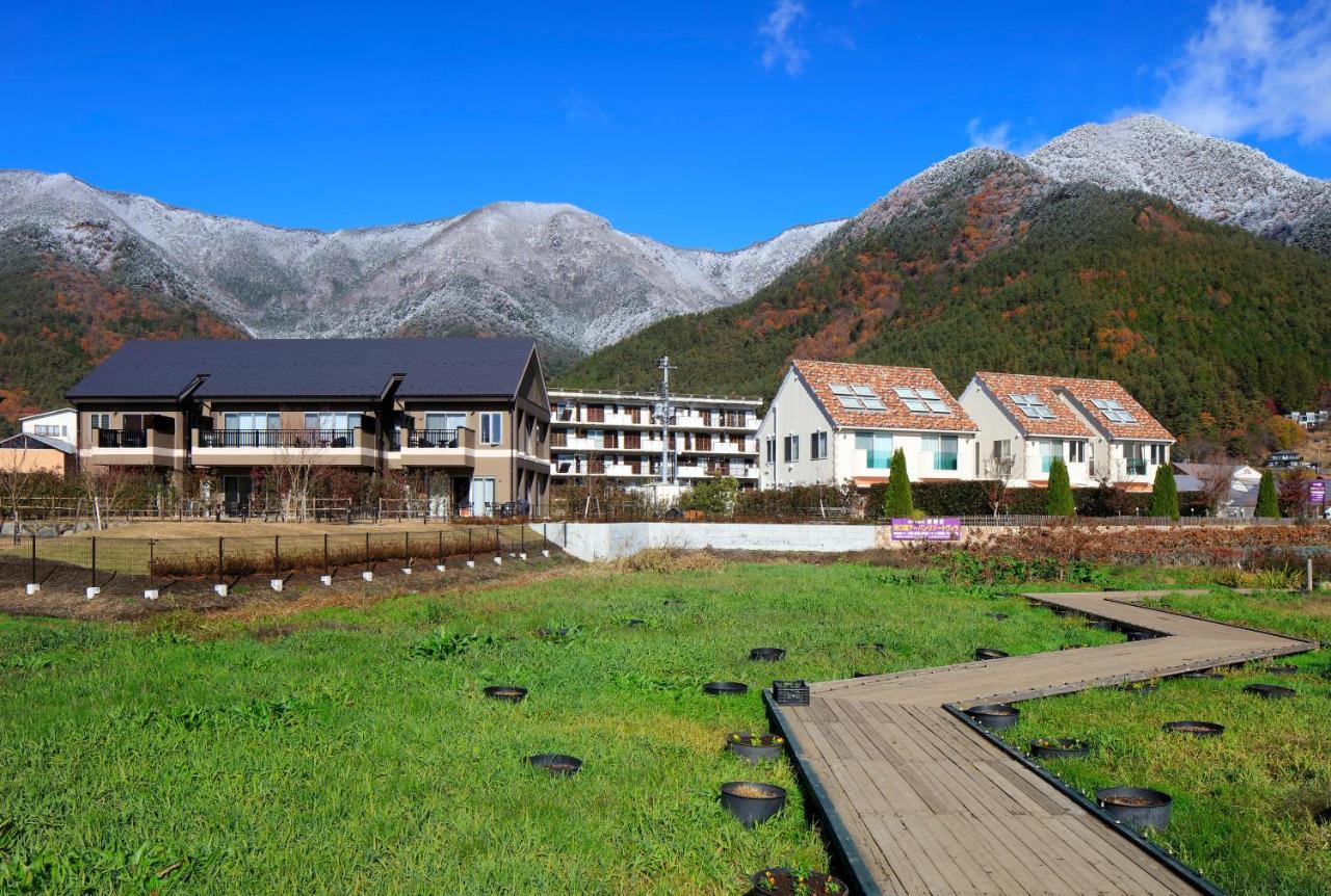Kawaguchiko Urban Resort Villa Fujikawaguchiko Bagian luar foto